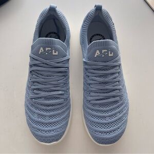 NWT APL Women’s Techloom Wave Size 9 in Forged Blue/Ivory